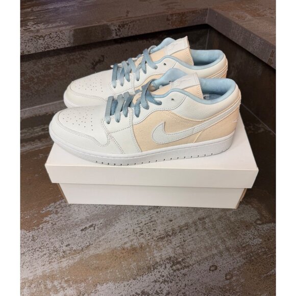 Women's Jordan 1 Low Se Canvas Iris Whisper Sail Size 11- DQ4151-500 - Picture 4 of 9